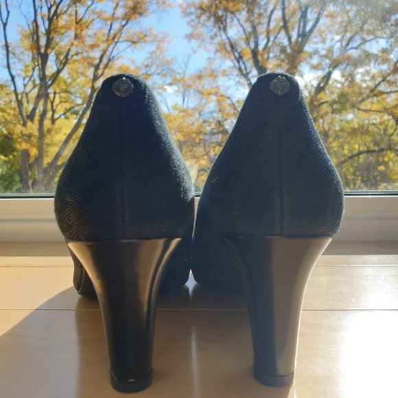 Anne Klein Pointy Heels Brand New - Picture 6 of 8